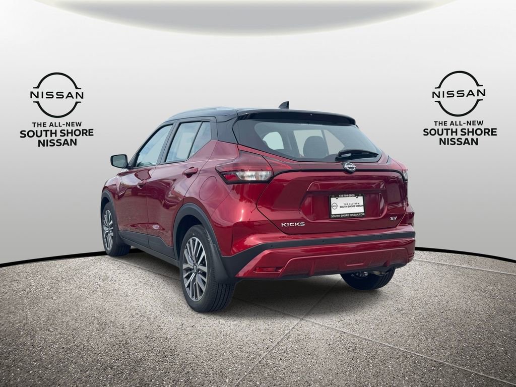 Used 2023 Nissan Kicks SV FWD image 7
