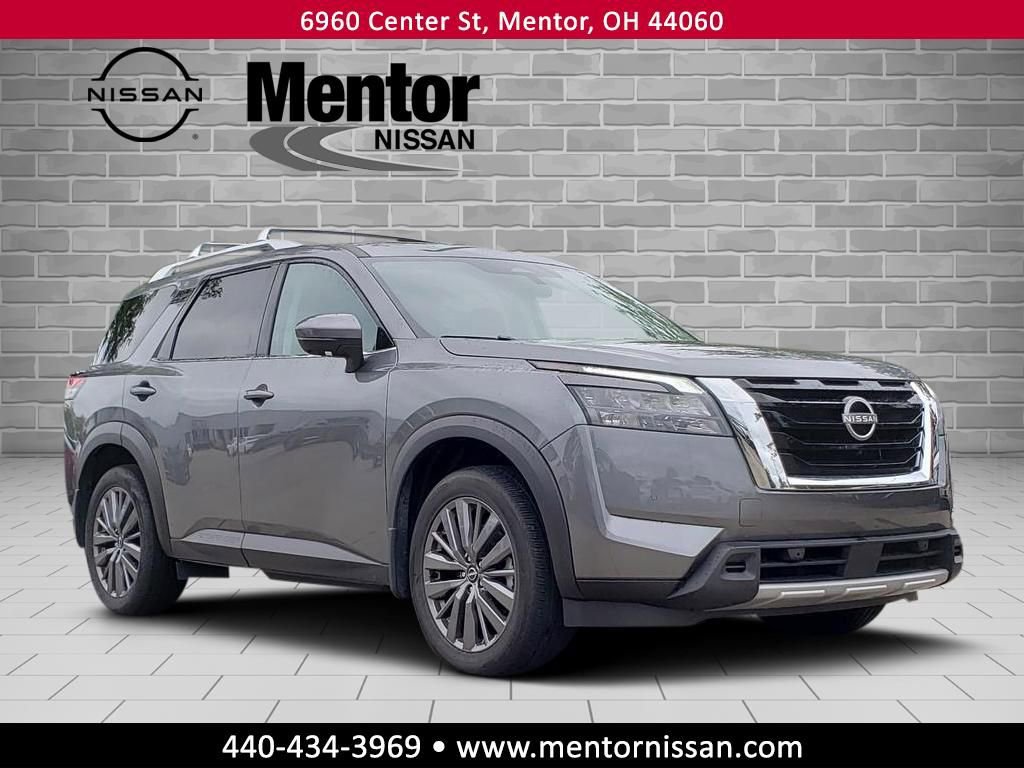 Certified 2025 Nissan Pathfinder SL w/ SL Premium Package