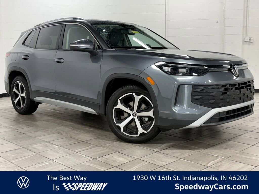 New 2025 Volkswagen Tiguan SE