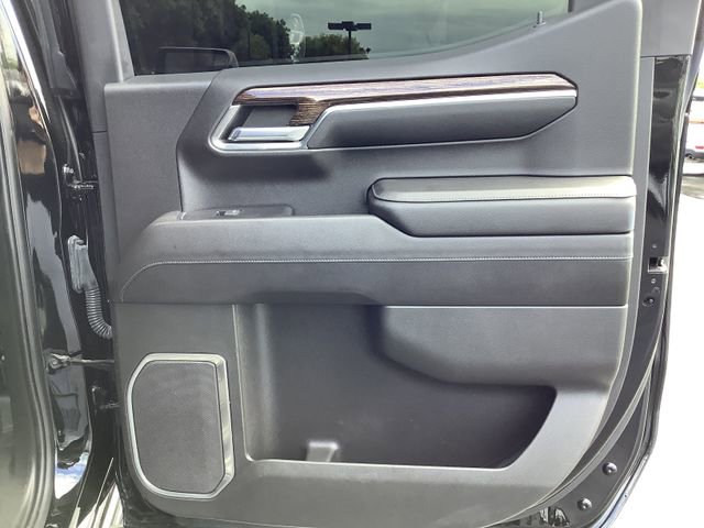 Used 2022 GMC Sierra 1500 Elevation w/ LPO, Elevation Black Package AWD/4WD image 37