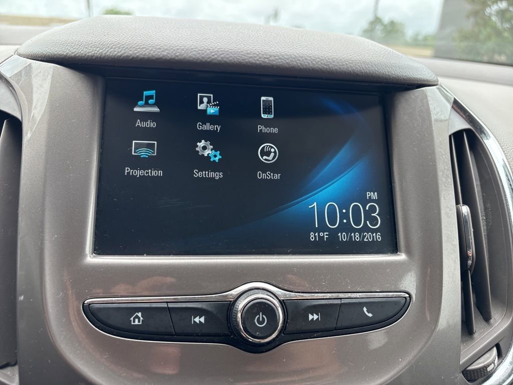 Used 2017 Chevrolet Cruze Premier image 21