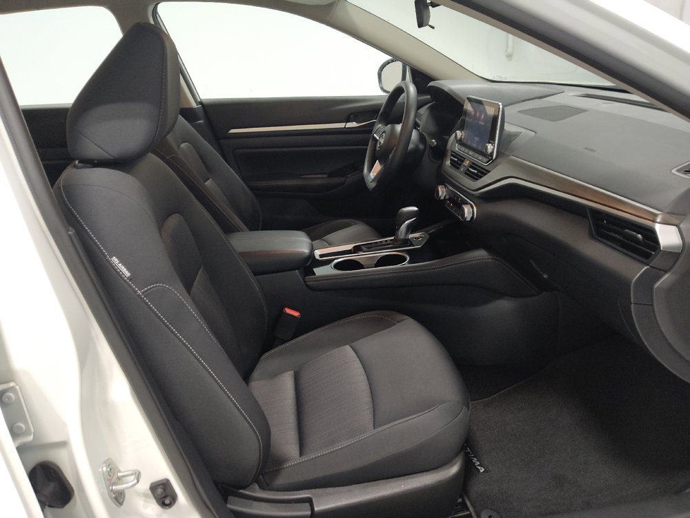 Used 2023 Nissan Altima 2.5 SV FWD image 21