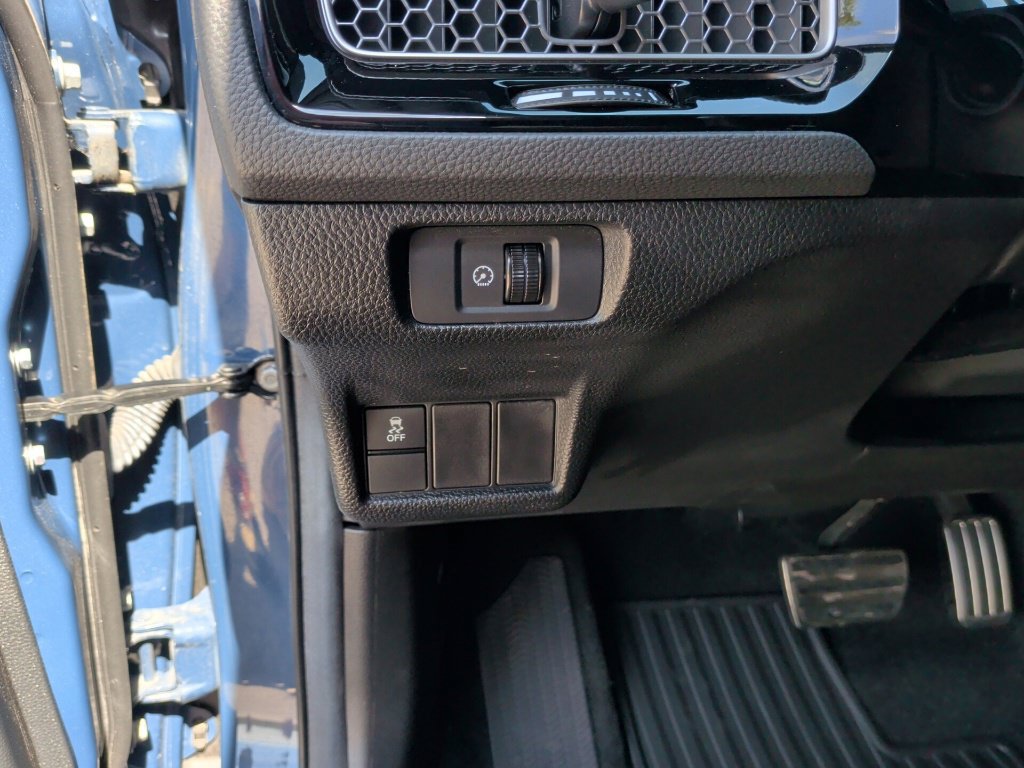 Used 2025 Honda Civic Sport image 15