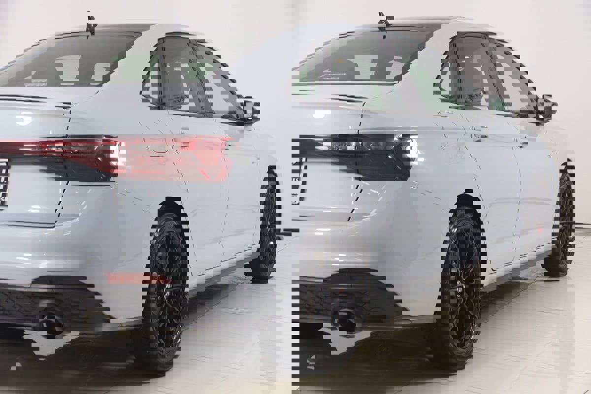 Used 2025 Volkswagen Jetta GLI Autobahn image 44