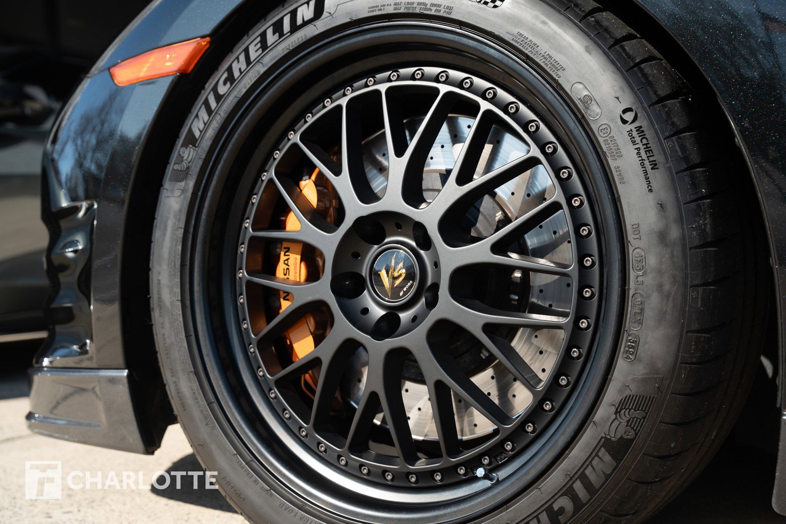 Used 2015 Nissan GT-R Premium image 12