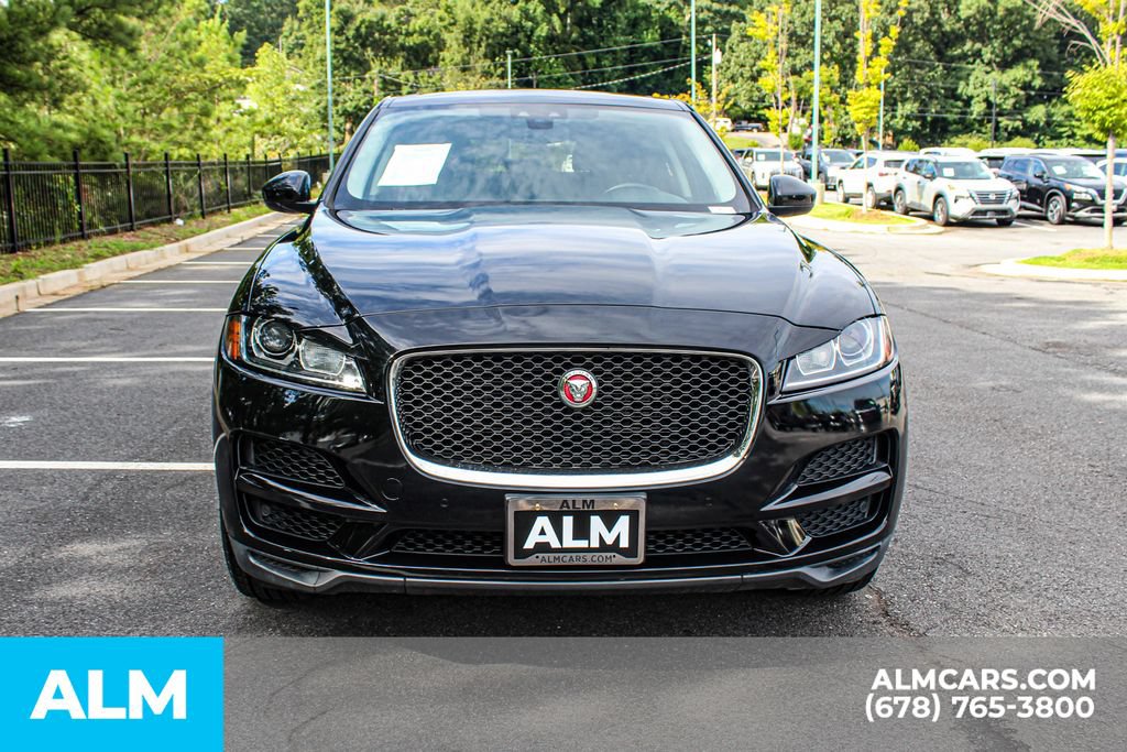 Used 2020 Jaguar F-PACE Premium AWD/4WD image 9