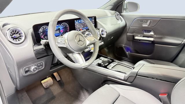 New 2026 Mercedes-Benz GLA 250 4MATIC image 5