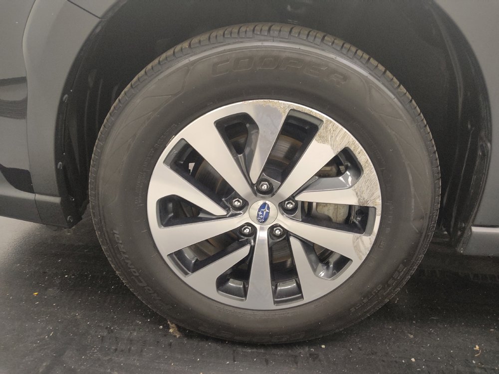 Used 2023 Subaru Outback Premium AWD/4WD image 31