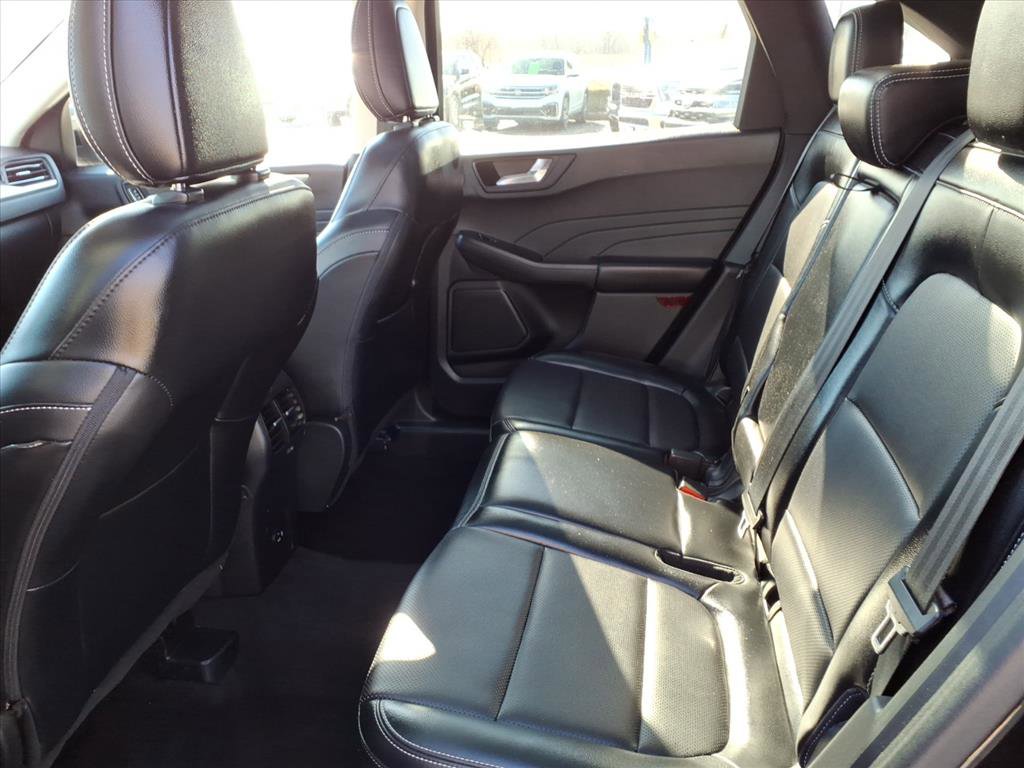 Used 2021 Ford Escape Titanium image 27