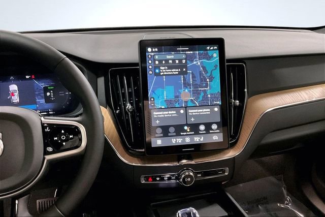 New 2026 Volvo XC60 T8 Plus w/ Climate Package image 7