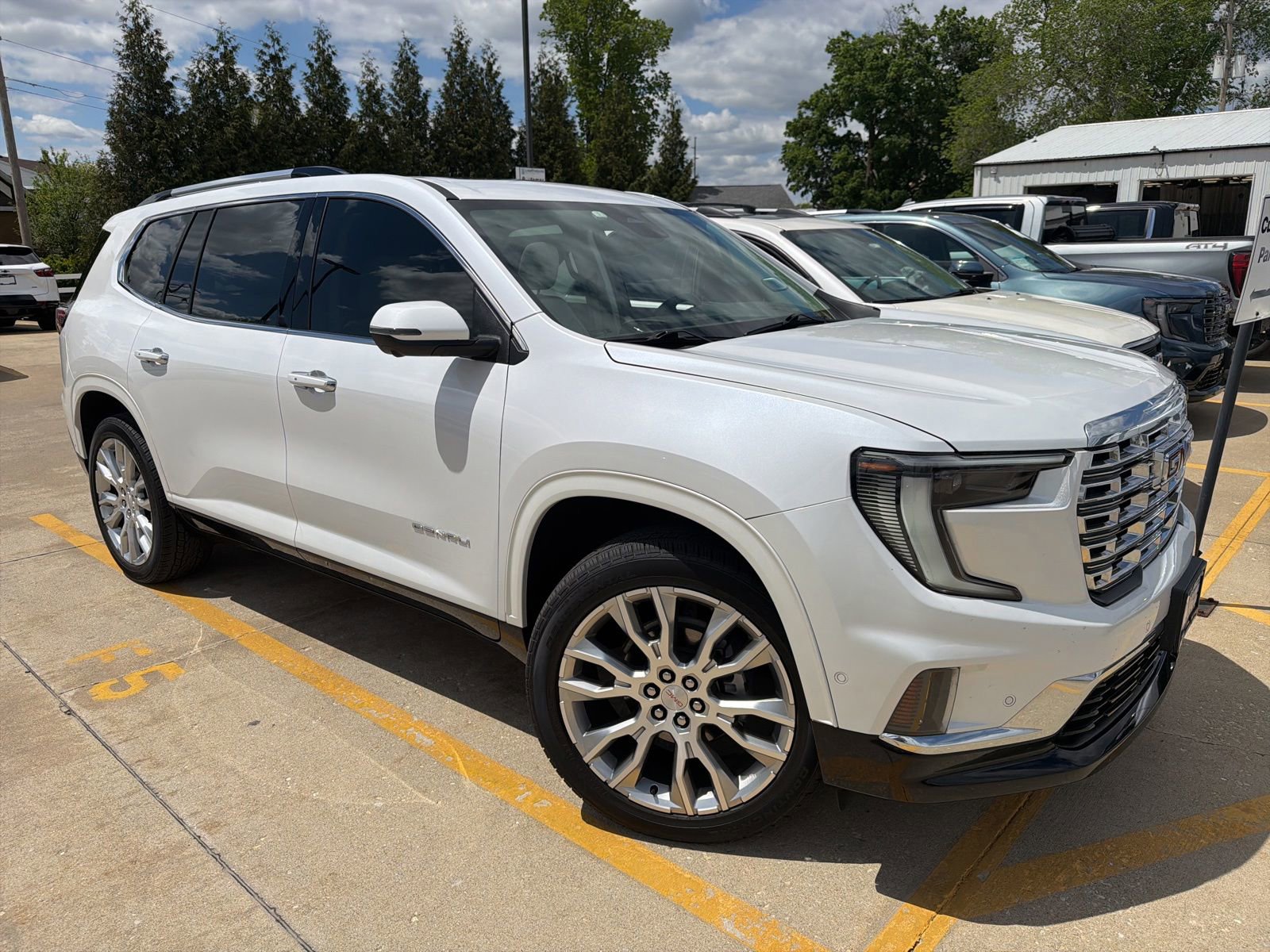 Used 2024 GMC Acadia Denali w/ Super Cruise Package
