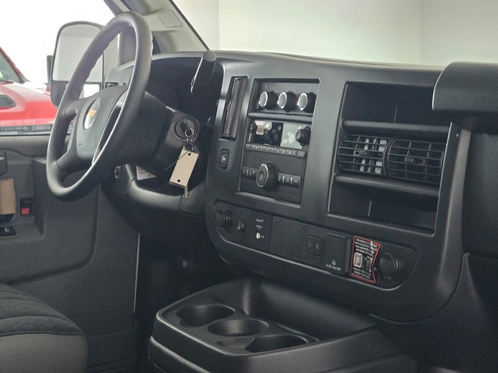 New 2026 Chevrolet Express 2500 Extended w/ Driver Convenience Package RWD image 7