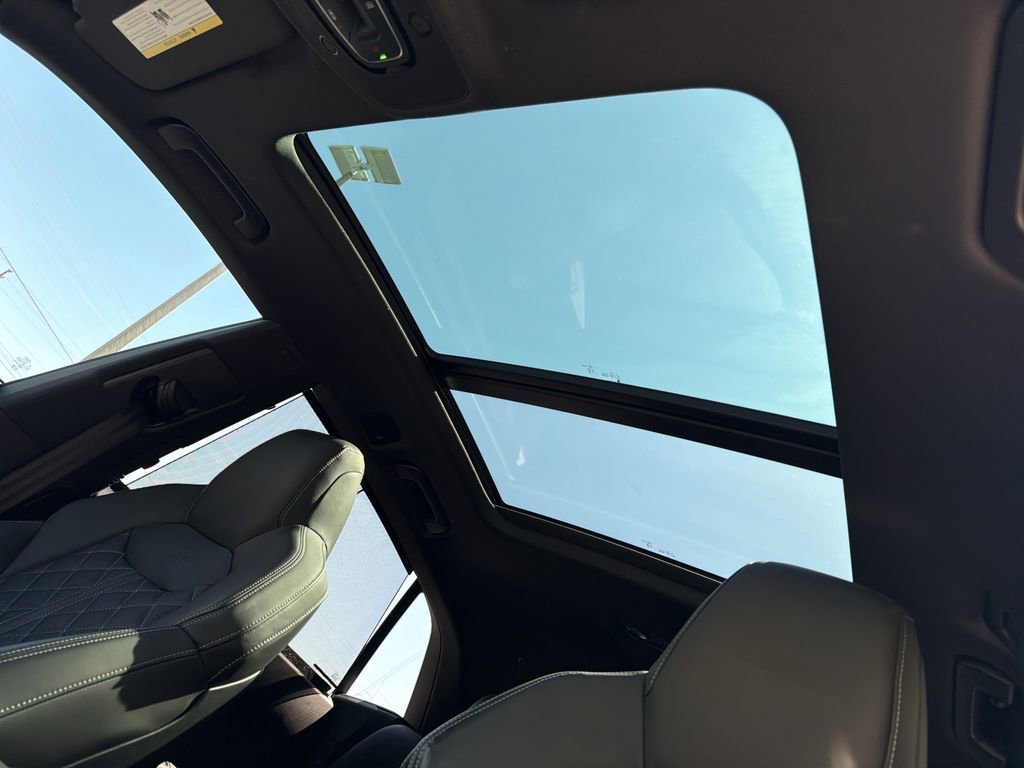 Used 2024 Audi SQ8 Premium Plus image 35