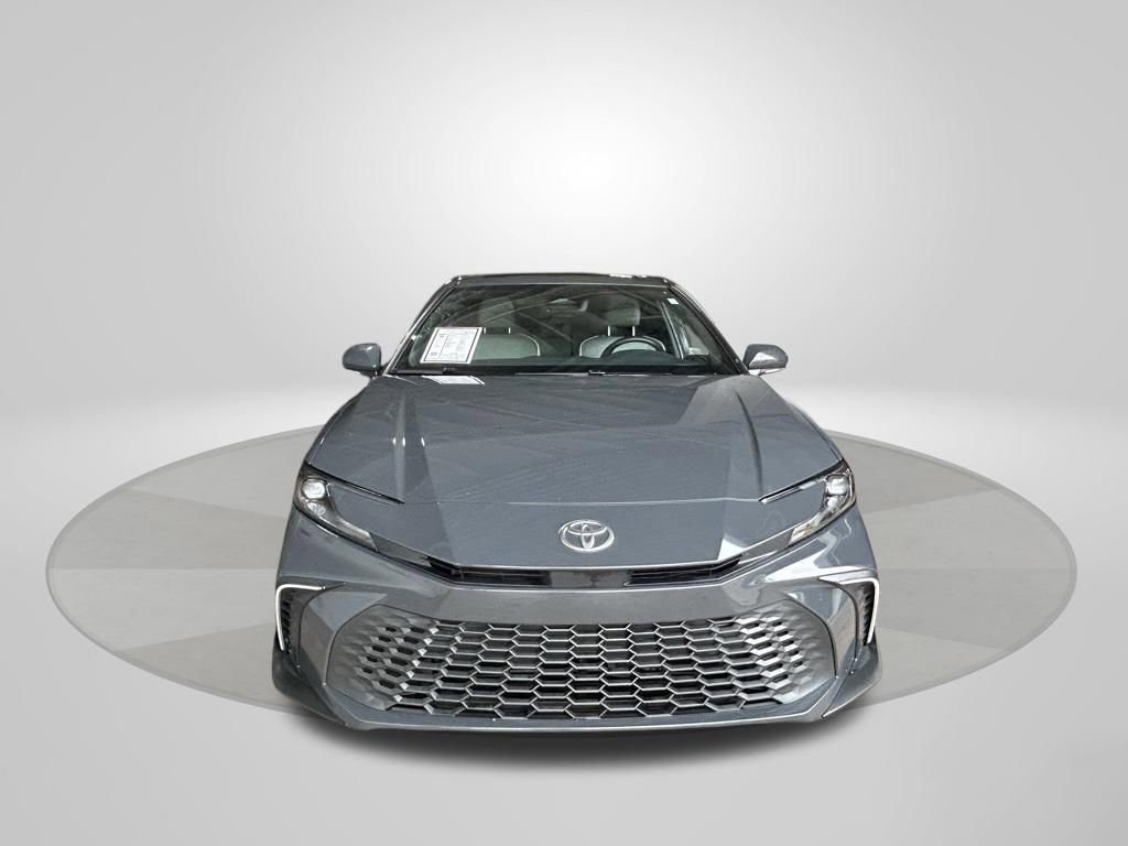 Used 2025 Toyota Camry SE w/ Convenience Package FWD video 2
