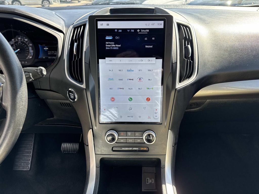 Used 2024 Ford Edge SEL image 25