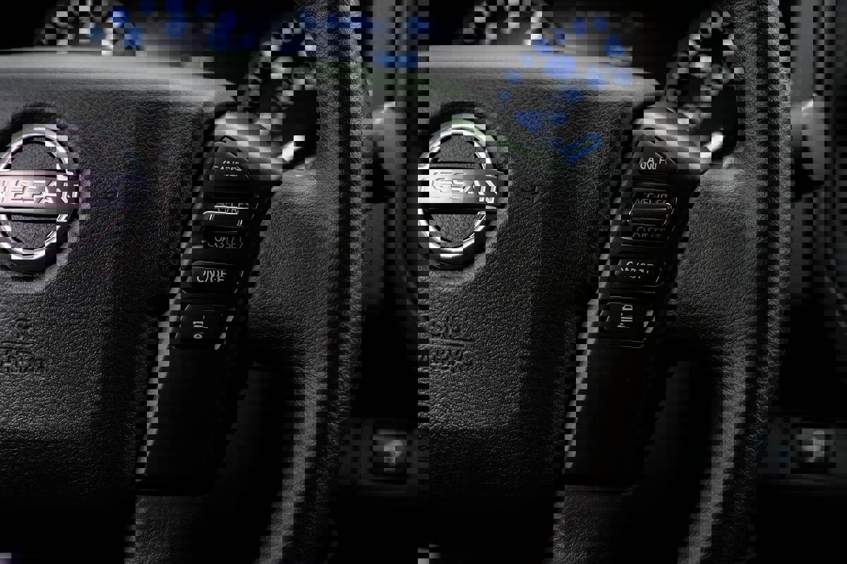 Used 2025 Nissan Frontier S image 14