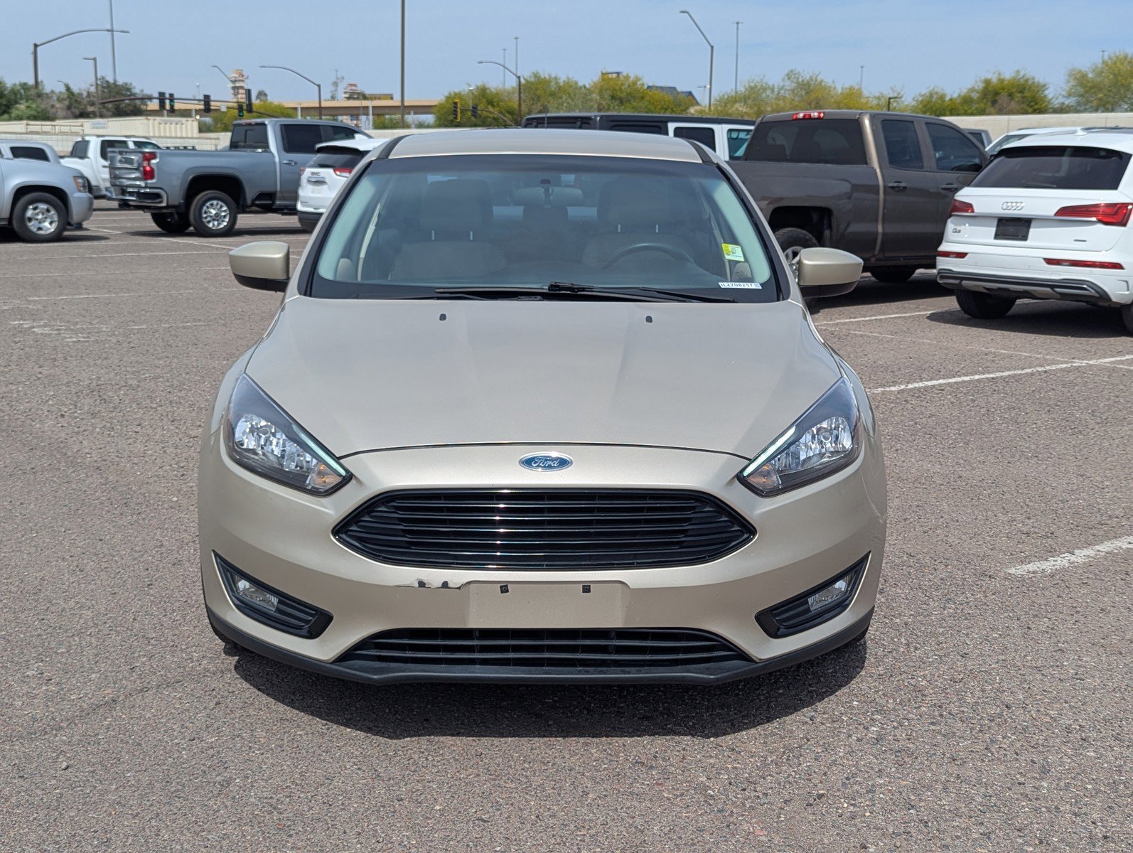 Used 2018 Ford Focus SE w/ SE Appearance Package image 7