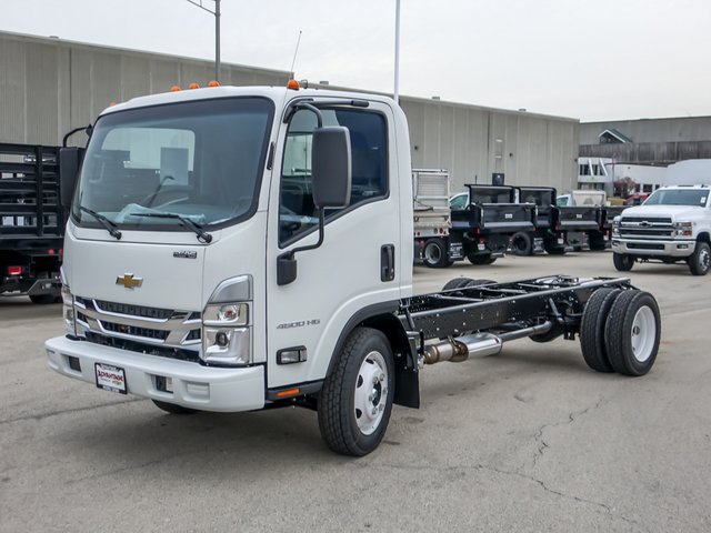 New 2025 Chevrolet Low Cab Forward RWD image 7