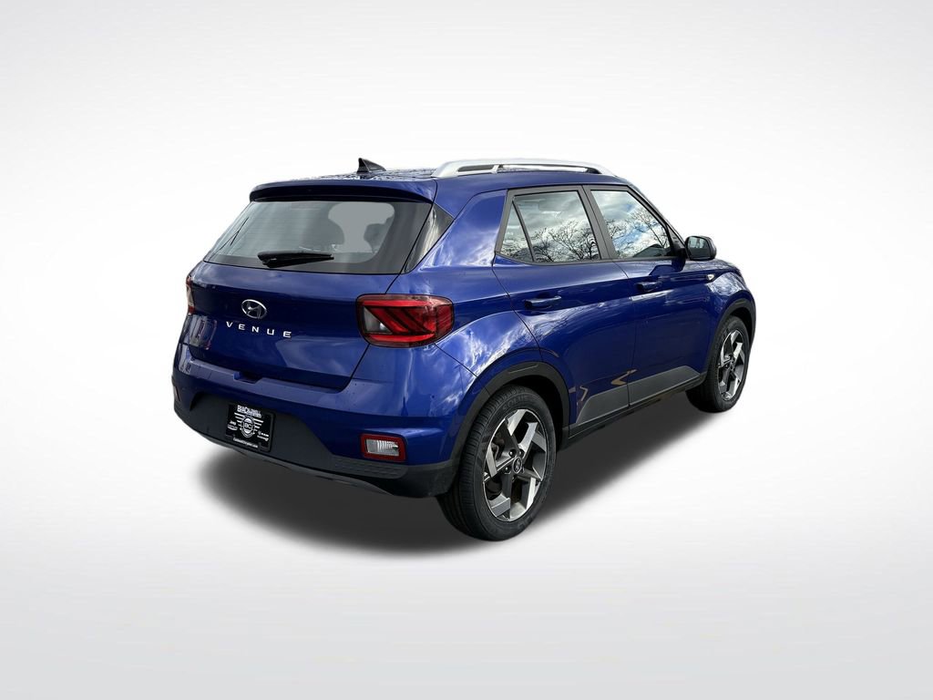 Used 2022 Hyundai Venue SEL image 7