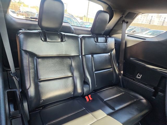 Certified 2025 Ford Explorer ST AWD/4WD image 33