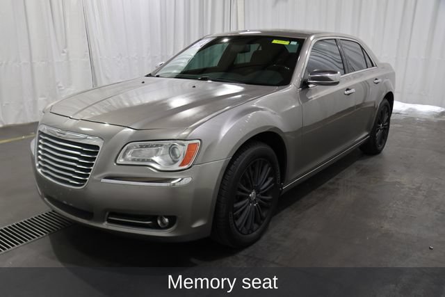 Used 2014 Chrysler 300 C AWD/4WD image 8