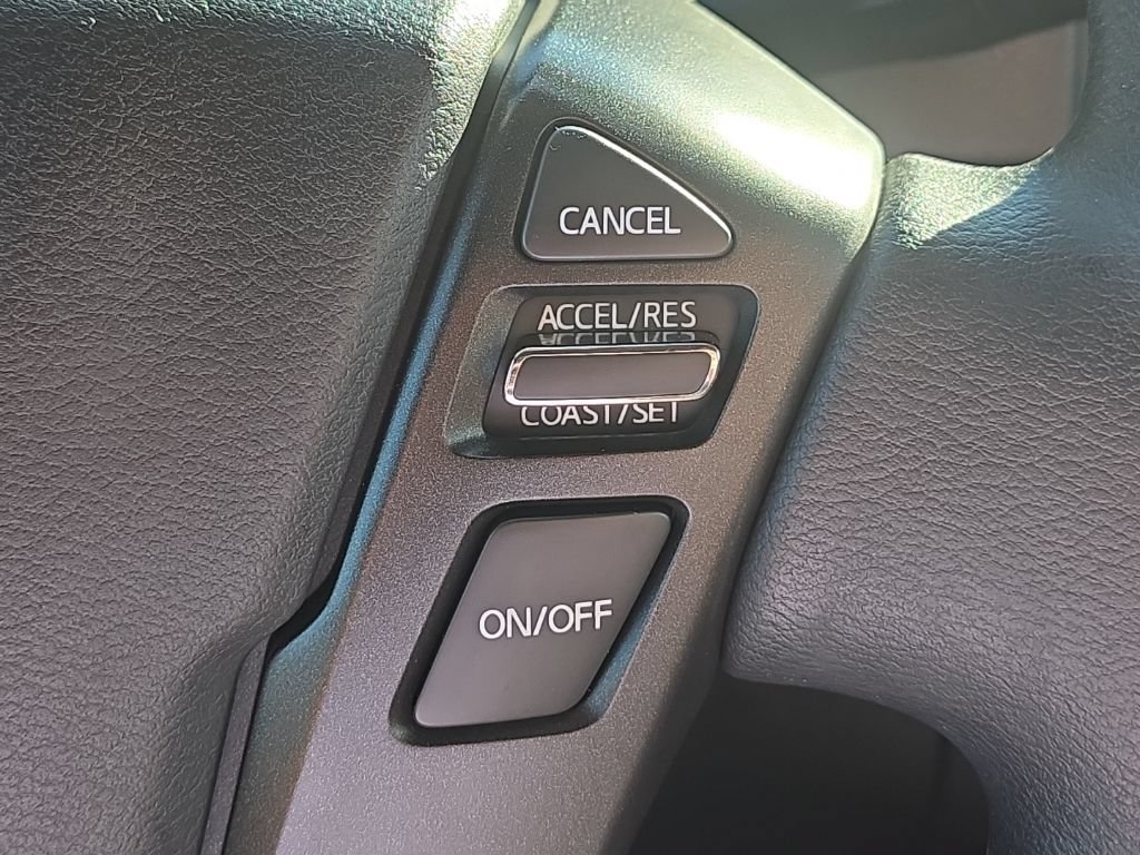 Used 2024 Nissan Frontier S AWD/4WD image 23