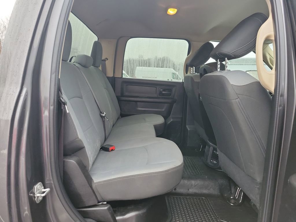 Used 2020 RAM 5500 Tradesman w/ Chrome Appearance Group image 13