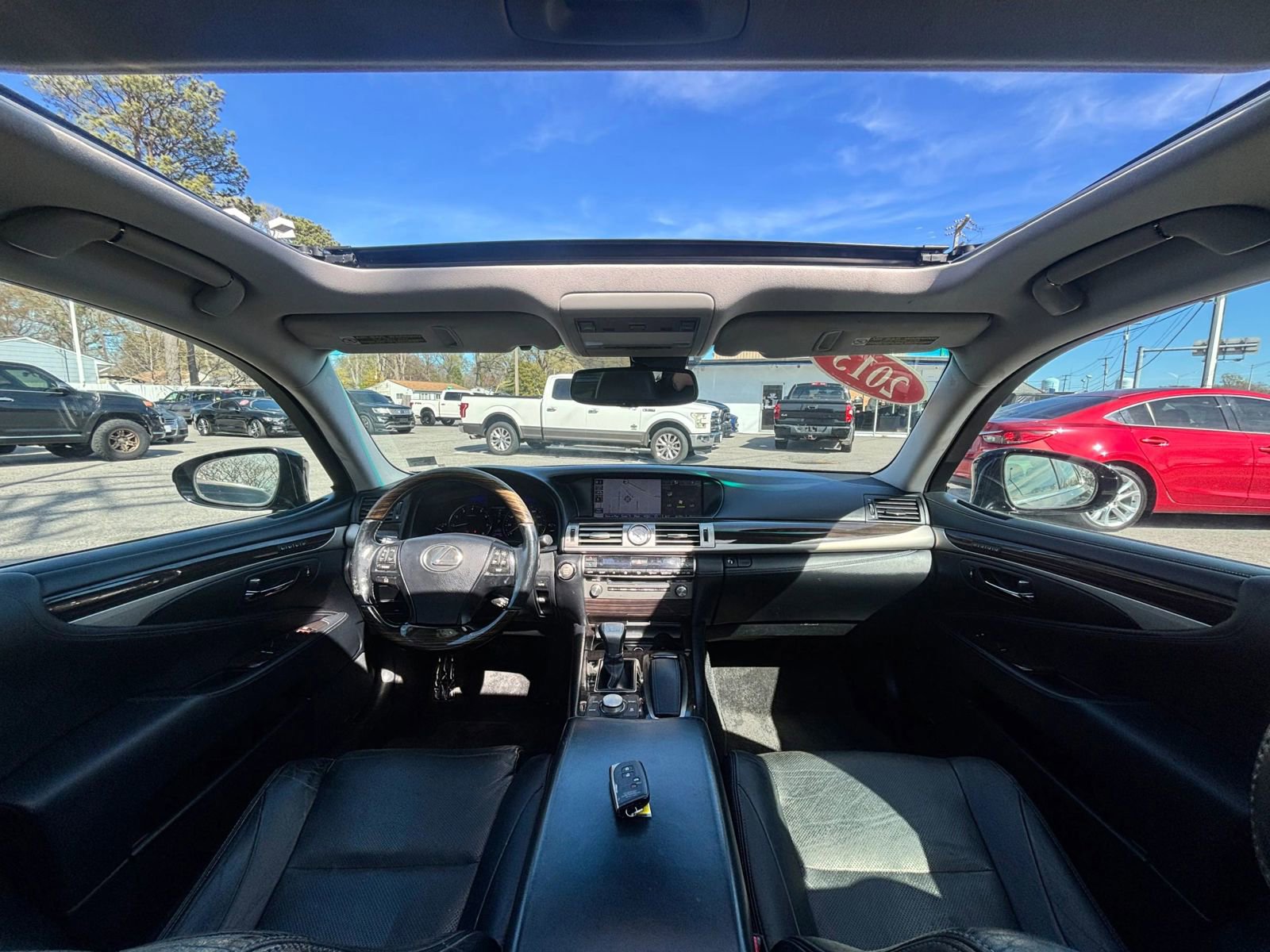 Used 2013 Lexus LS 460 LS 460 Sedan 4D w/ Comfort Pkg image 18