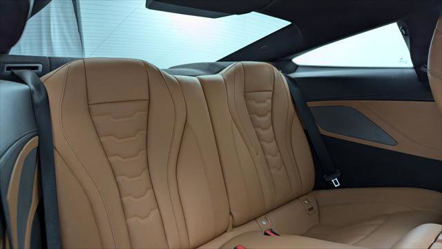 Used 2022 BMW 840i xDrive Coupe w/ Driving Assistance Package image 18