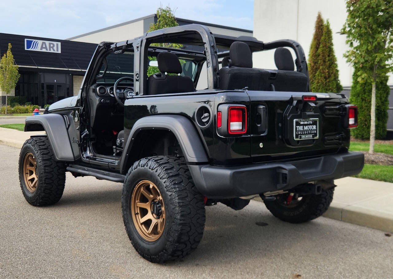 Used 2022 Jeep Wrangler Sport AWD/4WD image 2