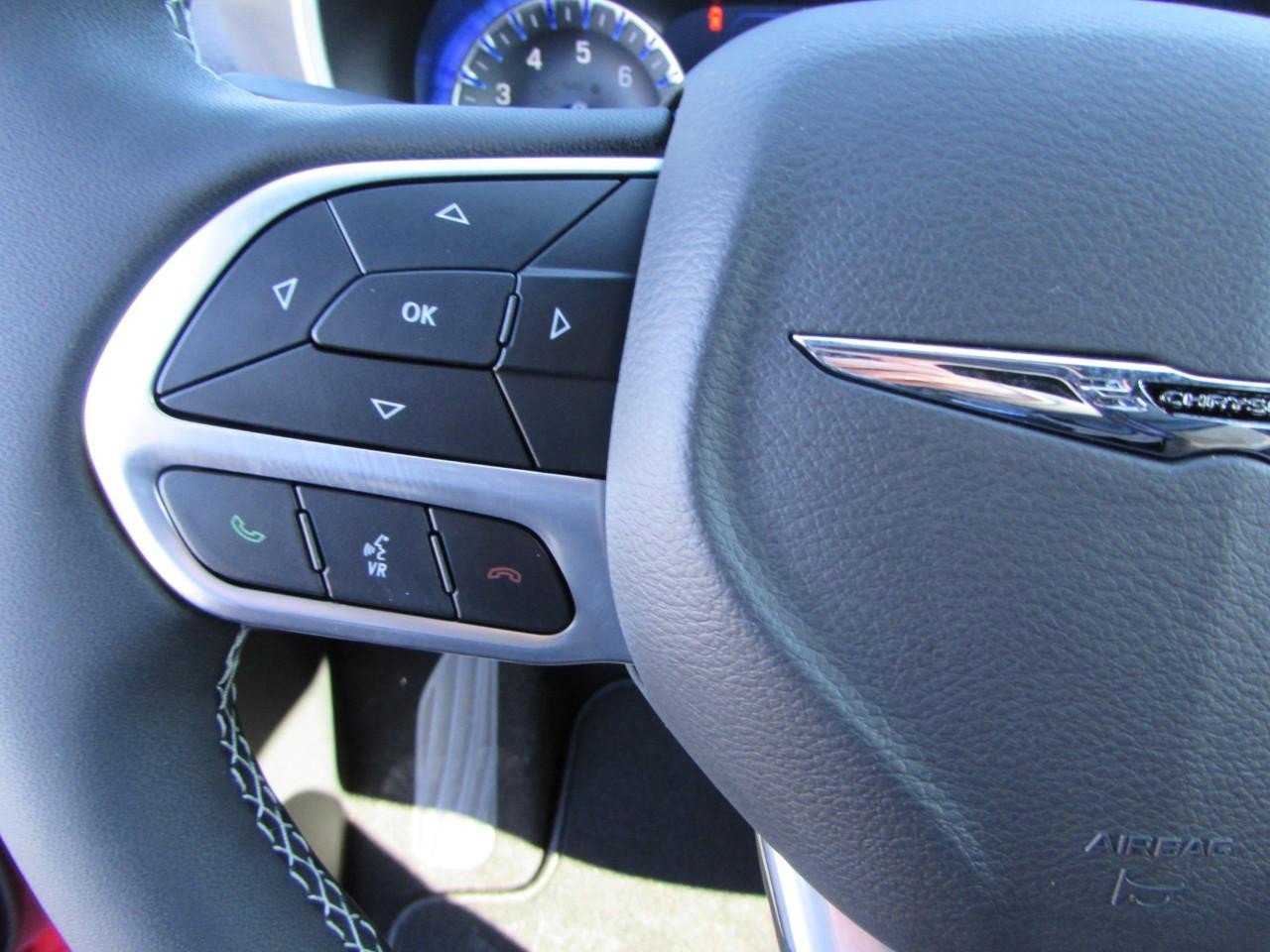 New 2026 Chrysler Pacifica Select image 15