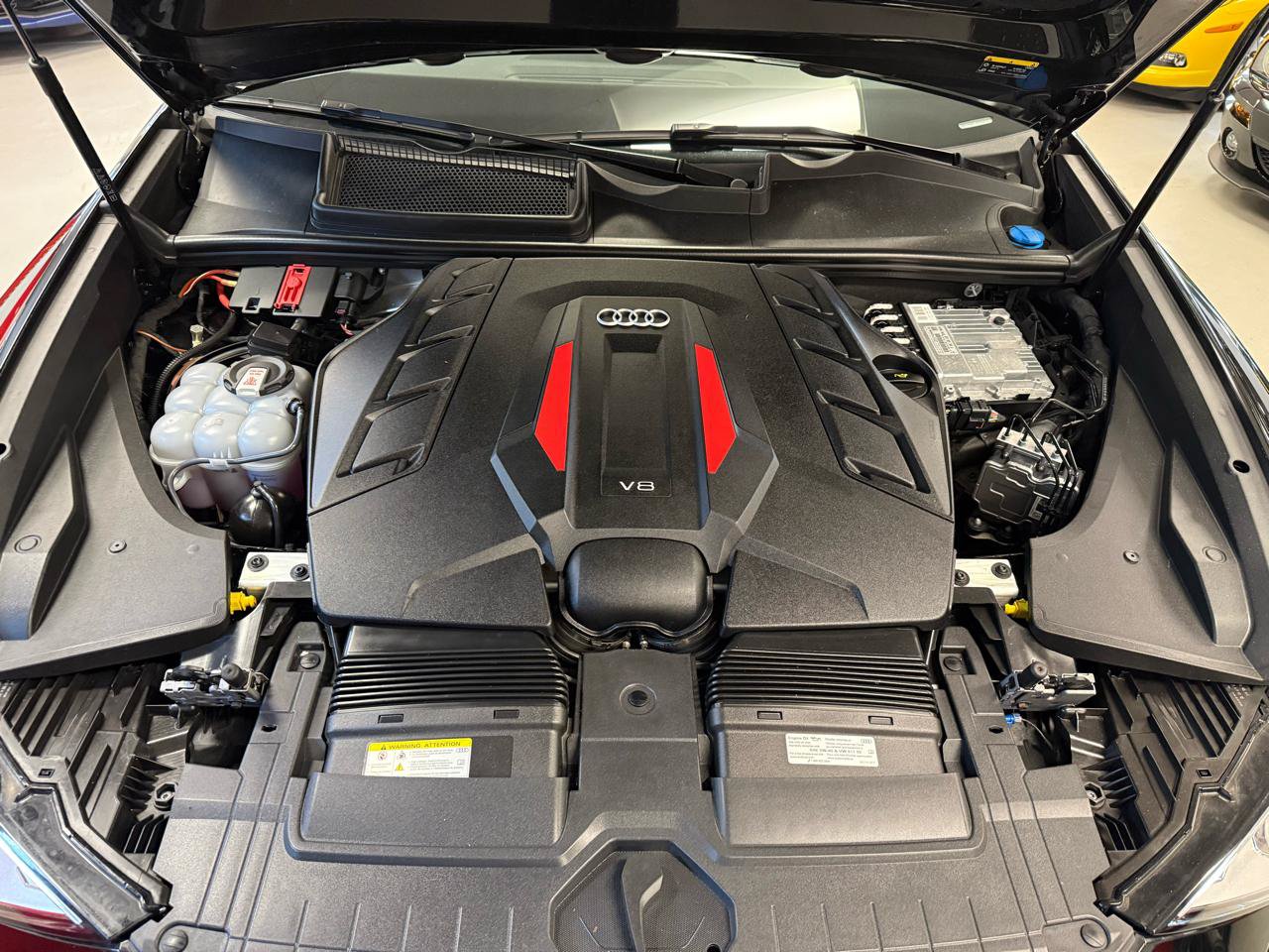 Used 2023 Audi SQ8 Premium Plus AWD/4WD image 26