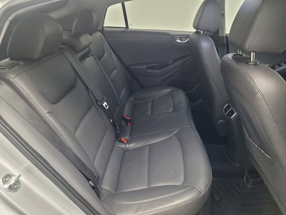 Used 2020 Hyundai Ioniq Limited image 21