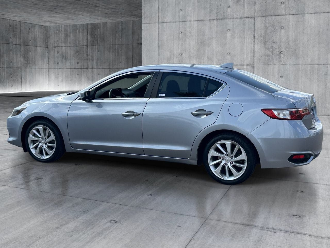 Used 2016 Acura ILX FWD image 3