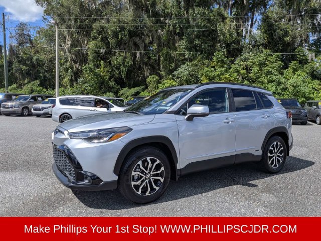 Used 2024 Toyota Corolla Cross AWD Hybrid image 7