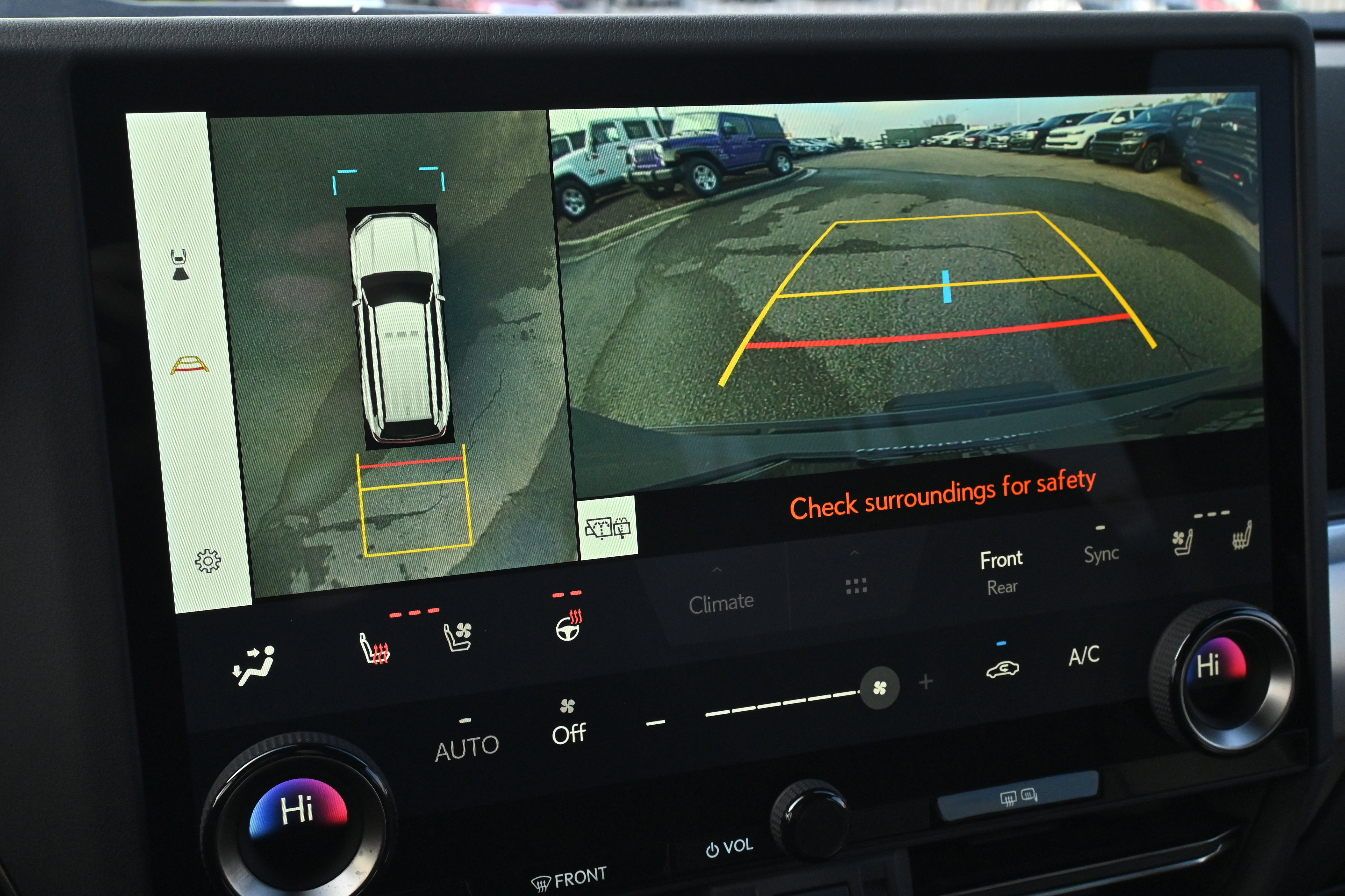 Used 2025 Lexus GX 550 w/ Accessory Package (2T) image 16