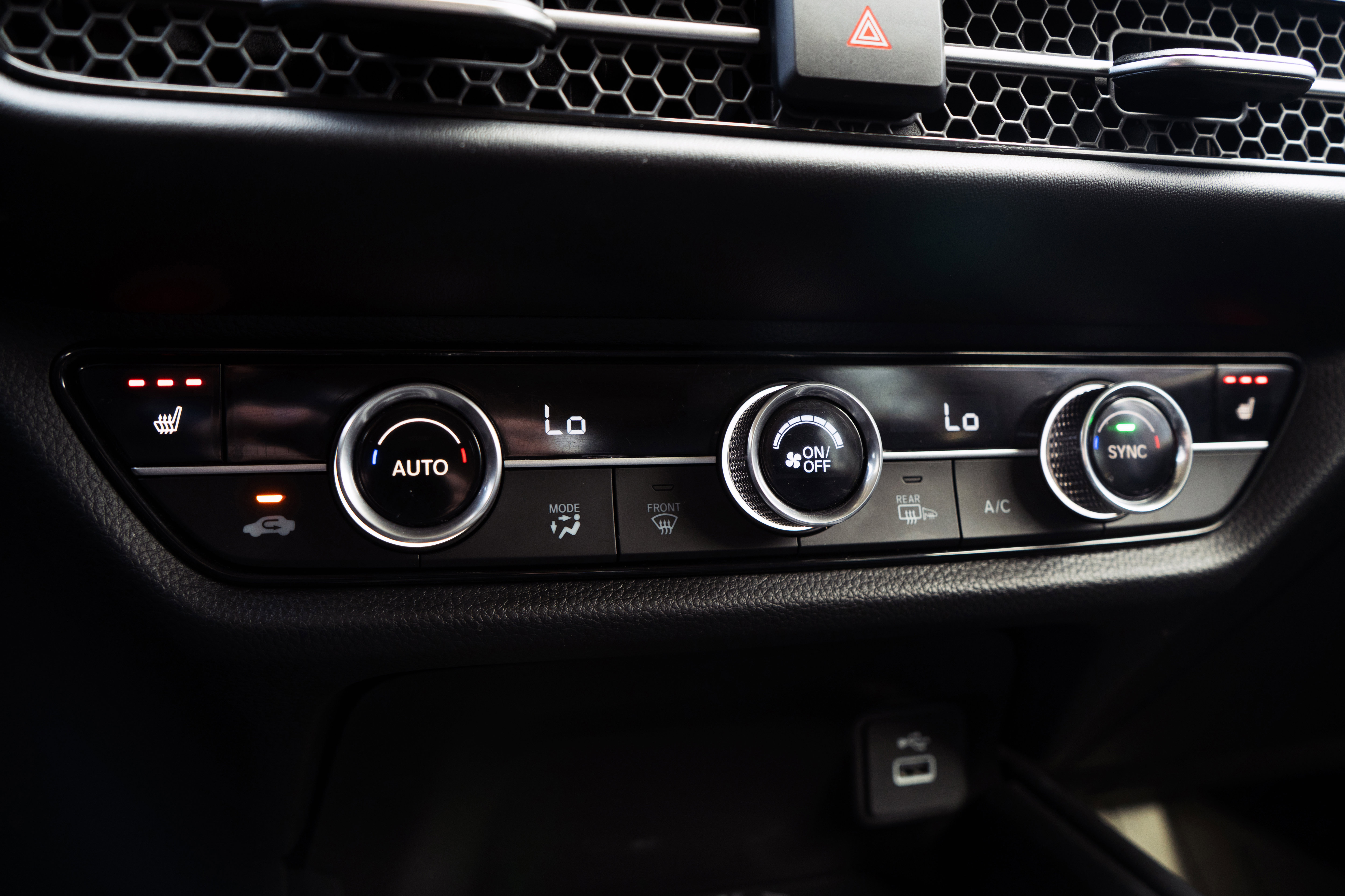 Certified 2024 Honda HR-V EX-L image 34