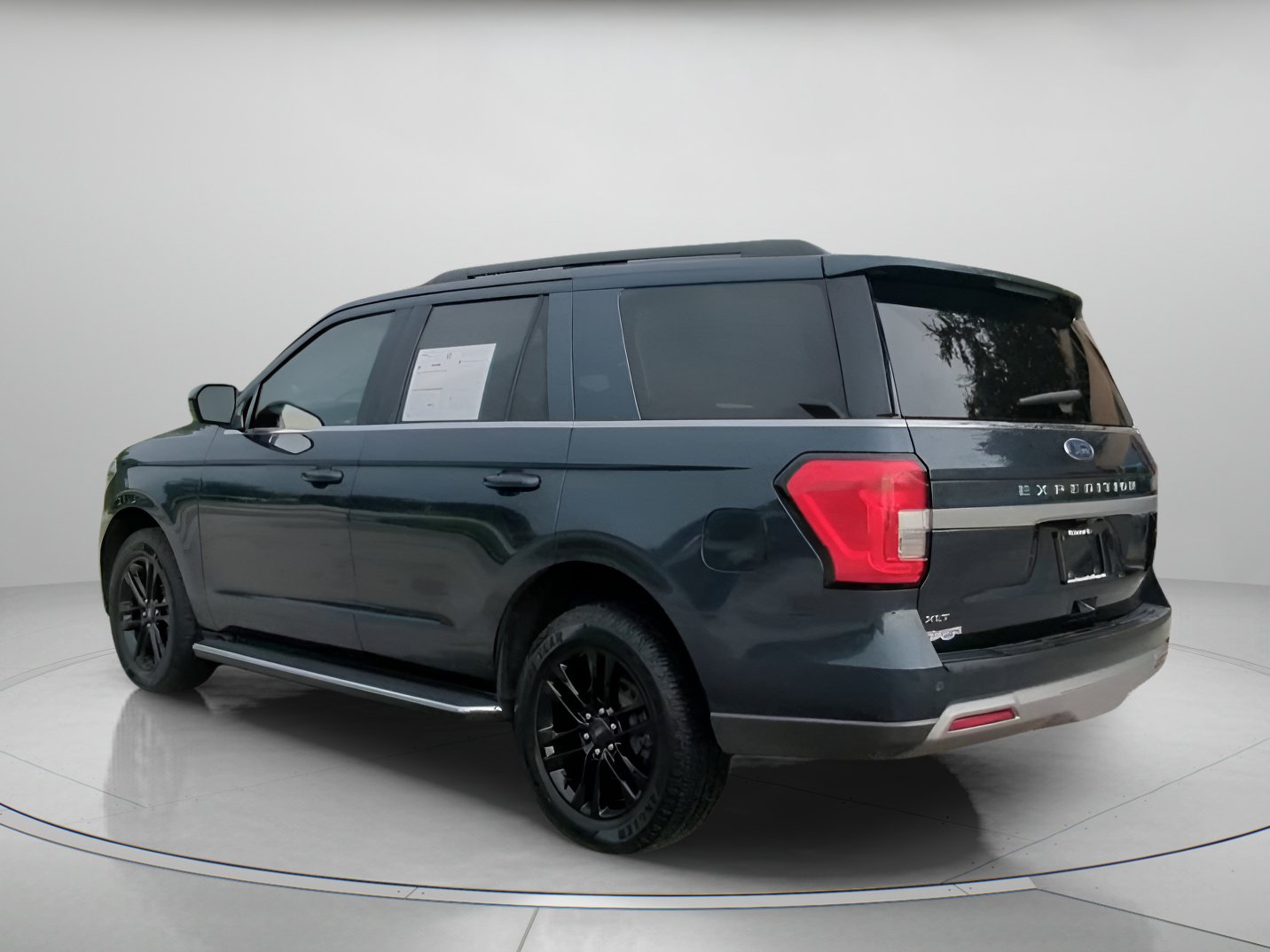 Certified 2023 Ford Expedition XLT RWD image 20