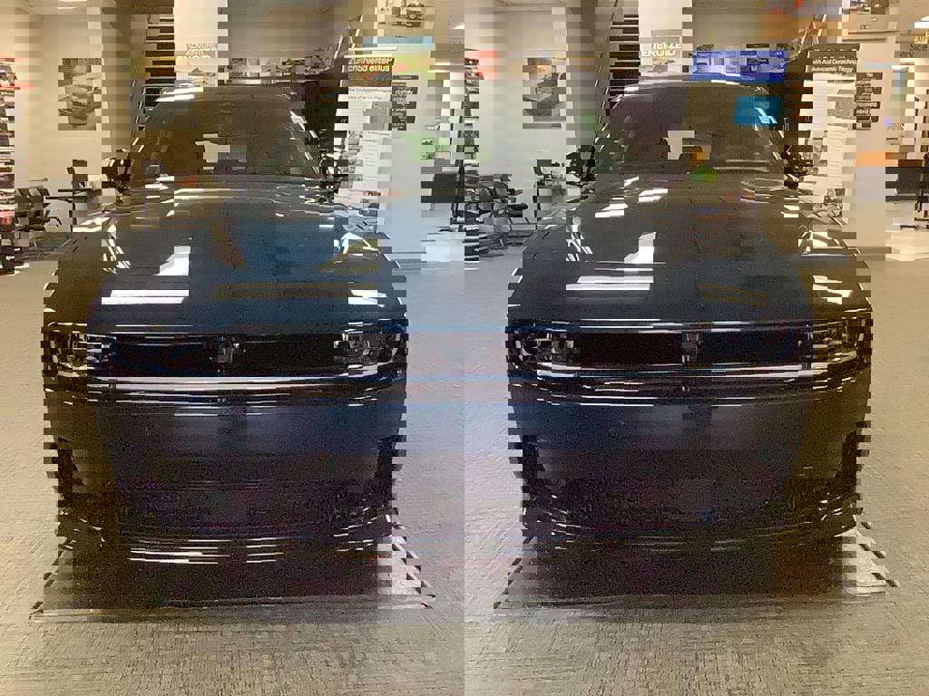 Used 2024 Dodge Charger R/T w/ Plus Group image 2