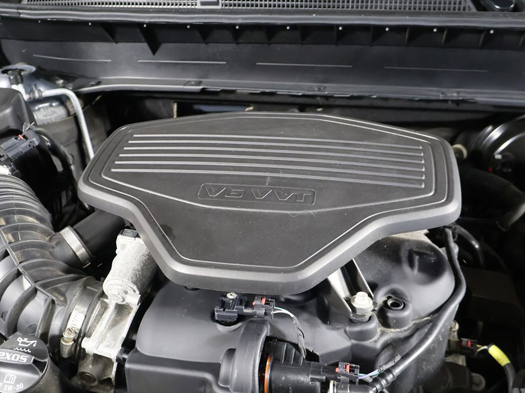 Used 2020 GMC Acadia Denali image 24