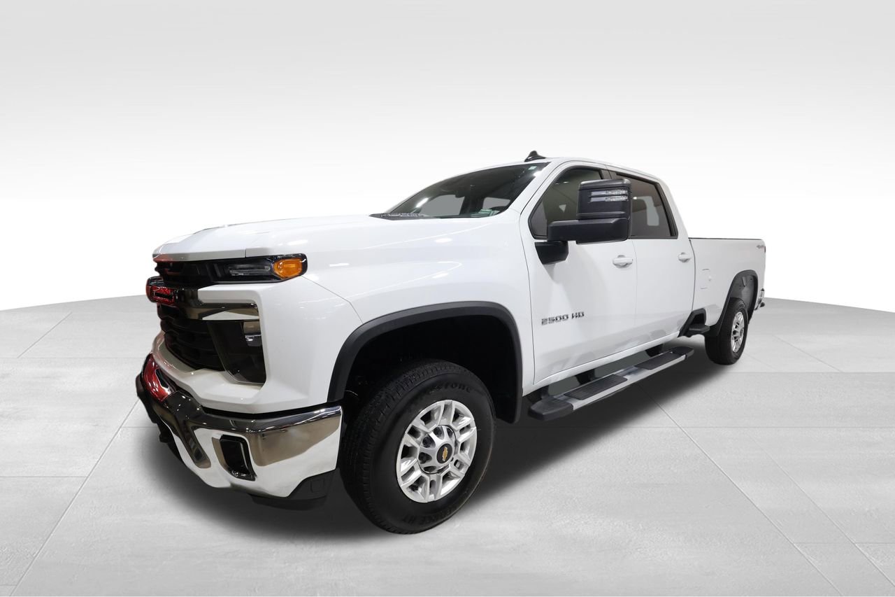 Certified 2025 Chevrolet Silverado 2500 LT w/ Convenience Package image 8