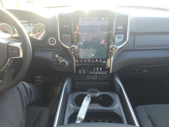 New 2026 RAM 1500 4x4 Crew Cab image 24