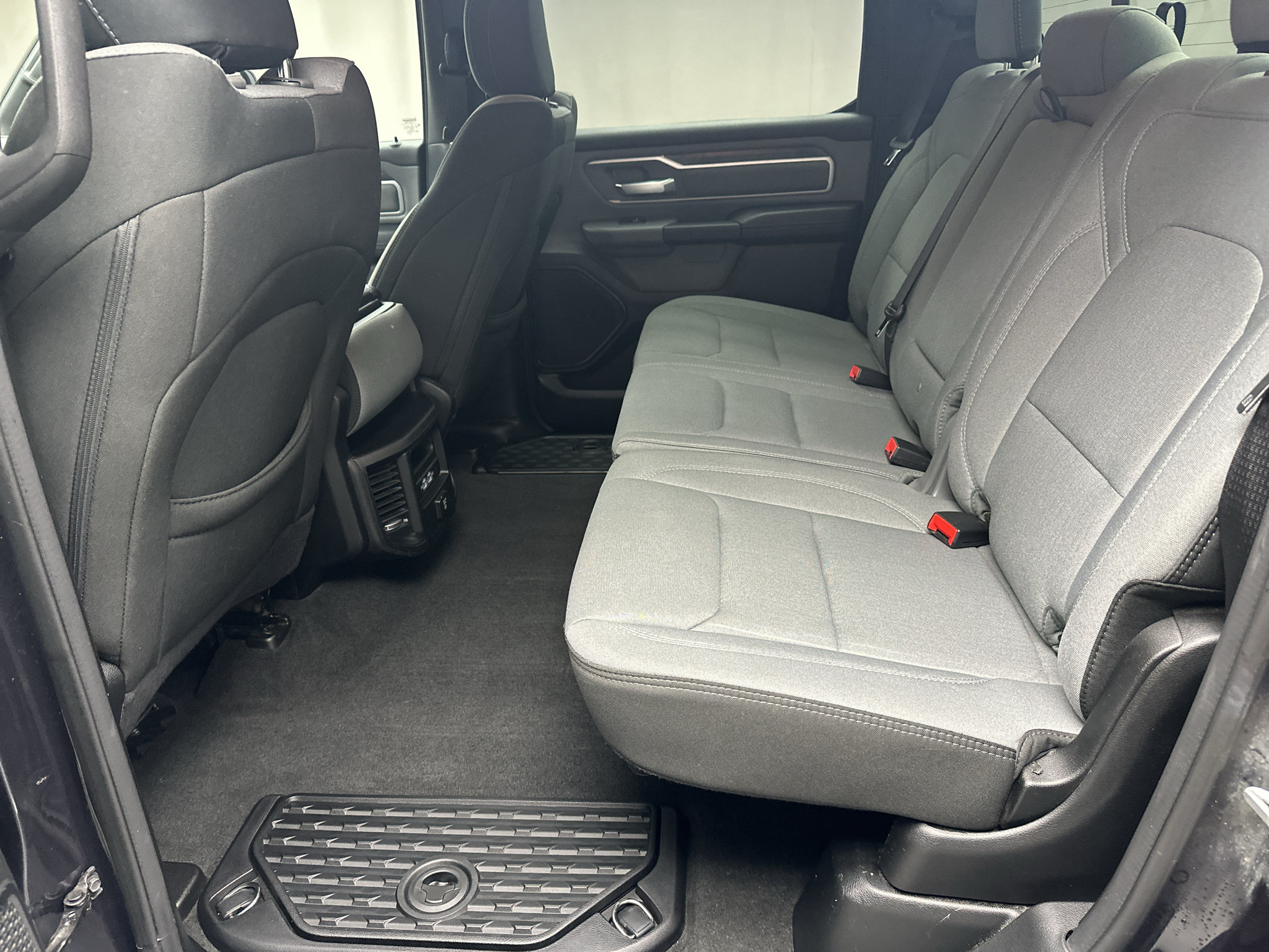 Used 2021 RAM 1500 Big Horn AWD/4WD image 9