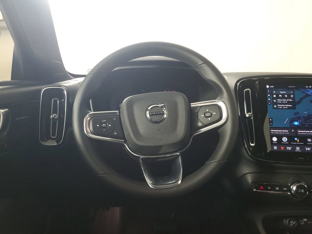 Certified 2026 Volvo XC40 B5 Ultra w/ Climate Package image 18
