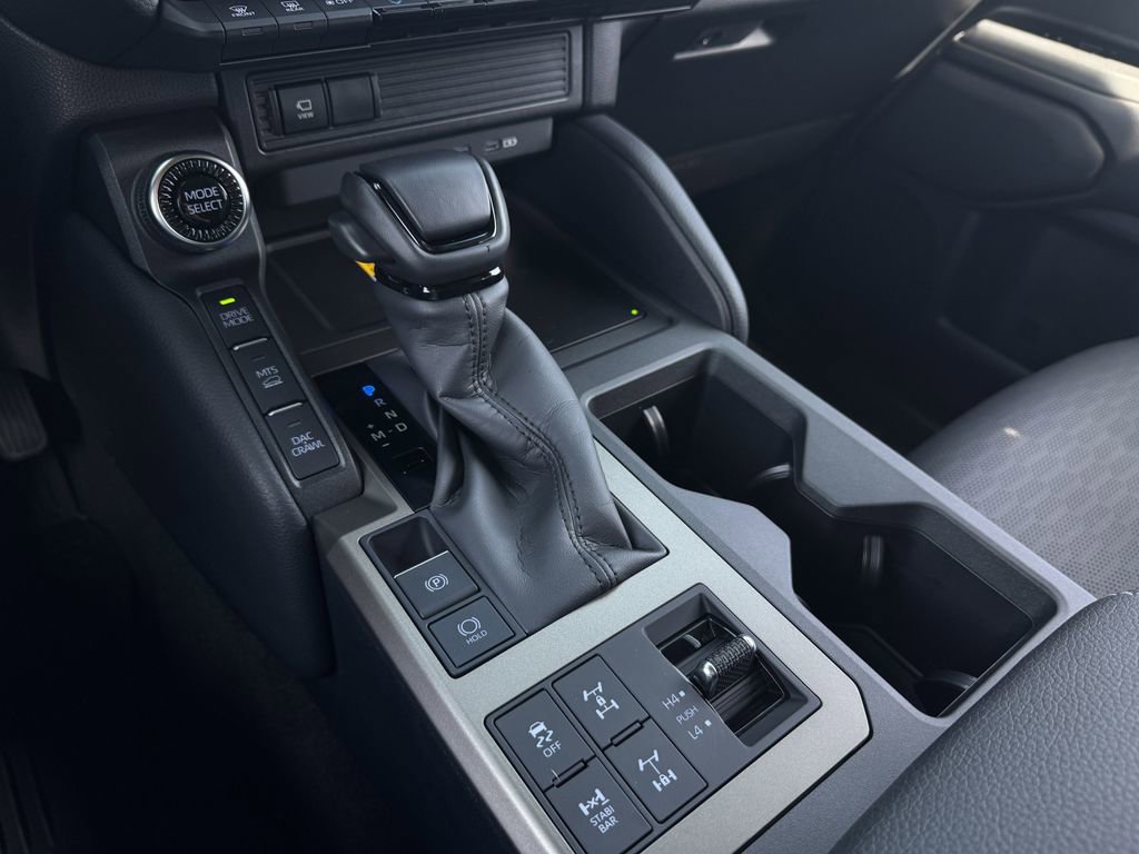 Used 2025 Toyota Land Cruiser w/ Premium Package image 19