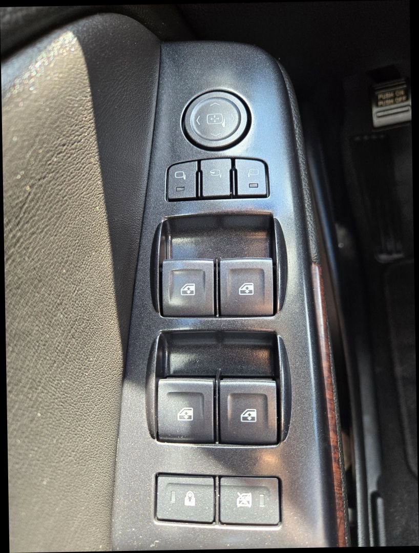 Used 2019 GMC Yukon SLT w/ Graphite Performance Edition image 32