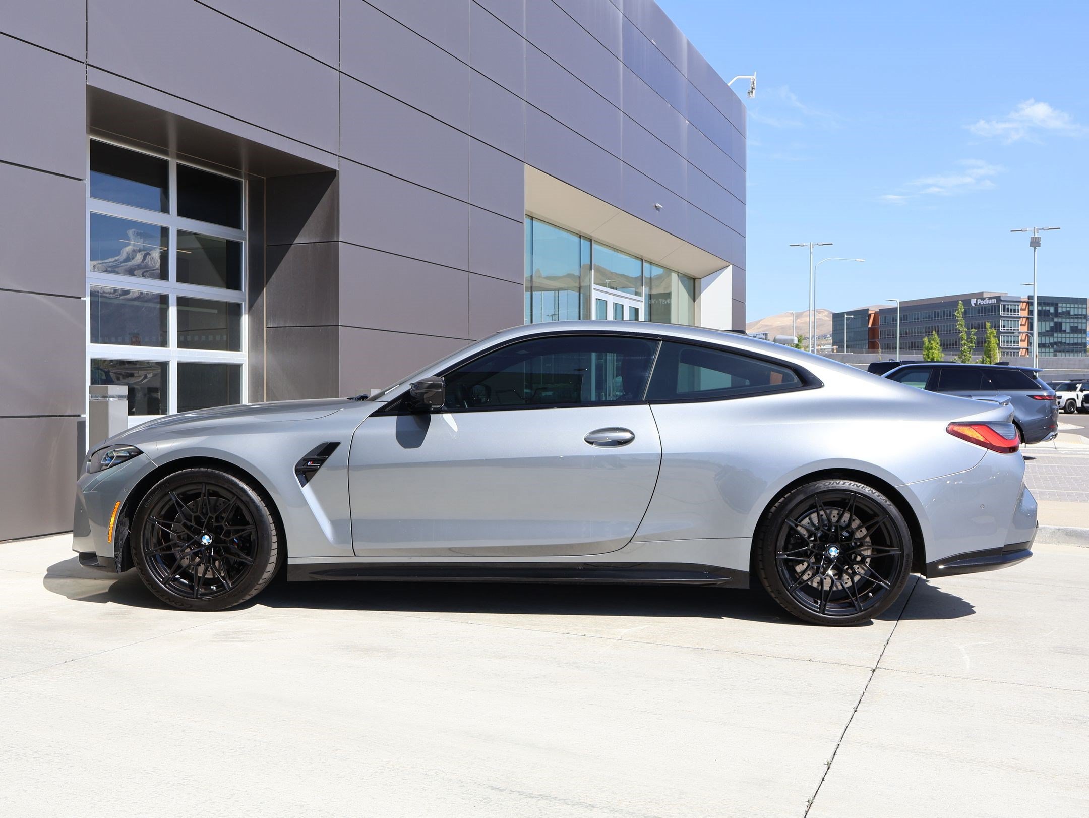 Used 2024 BMW M4 xDrive Competition w/ M Carbon Exterior Package AWD/4WD image 9