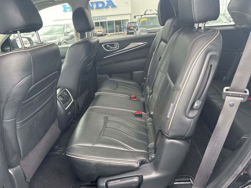 Used 2019 INFINITI QX60 Luxe w/ Essential Package image 10