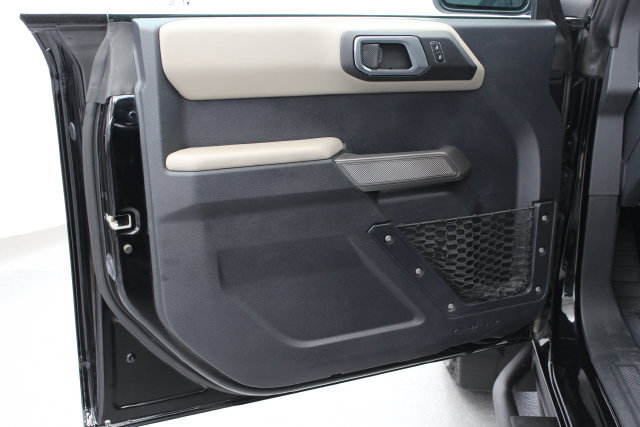 Used 2023 Ford Bronco Wildtrak AWD/4WD image 15