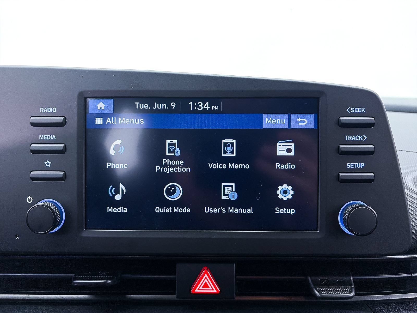 Used 2025 Hyundai Elantra Sport FWD image 19